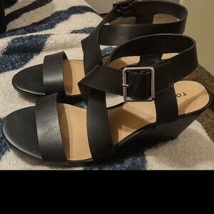 Torrid Wedge Plus Size 9.5W Sandals- Black